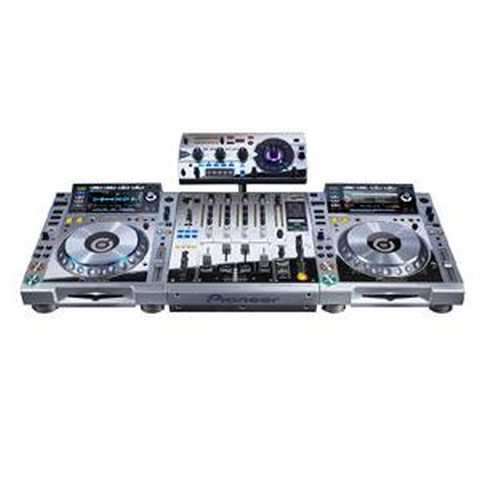 2 X Pioneer CDJ -2000nexus-M & DJM-900nexus-M Platinum Limited Edition